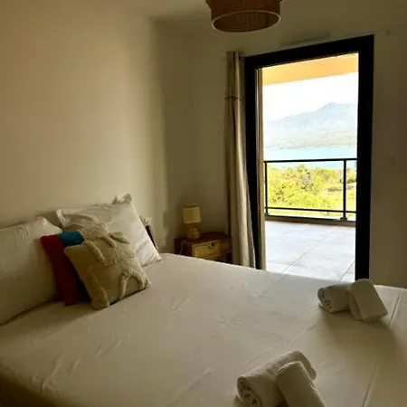 Daire Equipe Et Vue Sur La Propriano (Corsica)